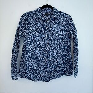 ✅Talbots small(?) Petite Navy Blue Button-Up patterned Blouse cotton lightweight